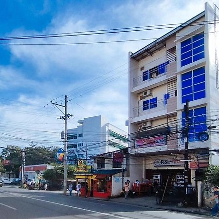 מלון Reddoorz @ Rsl Transient House Iloilo מראה חיצוני תמונה